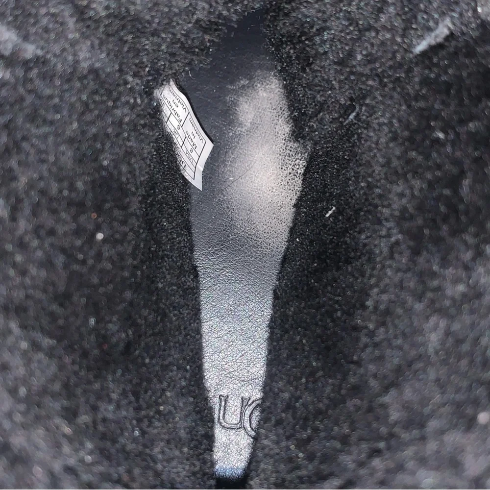 Ugg Beven Black Suede Fur Sheerling Lined high top Sneakers Women’s  8 lace up - Picture 12 of 16